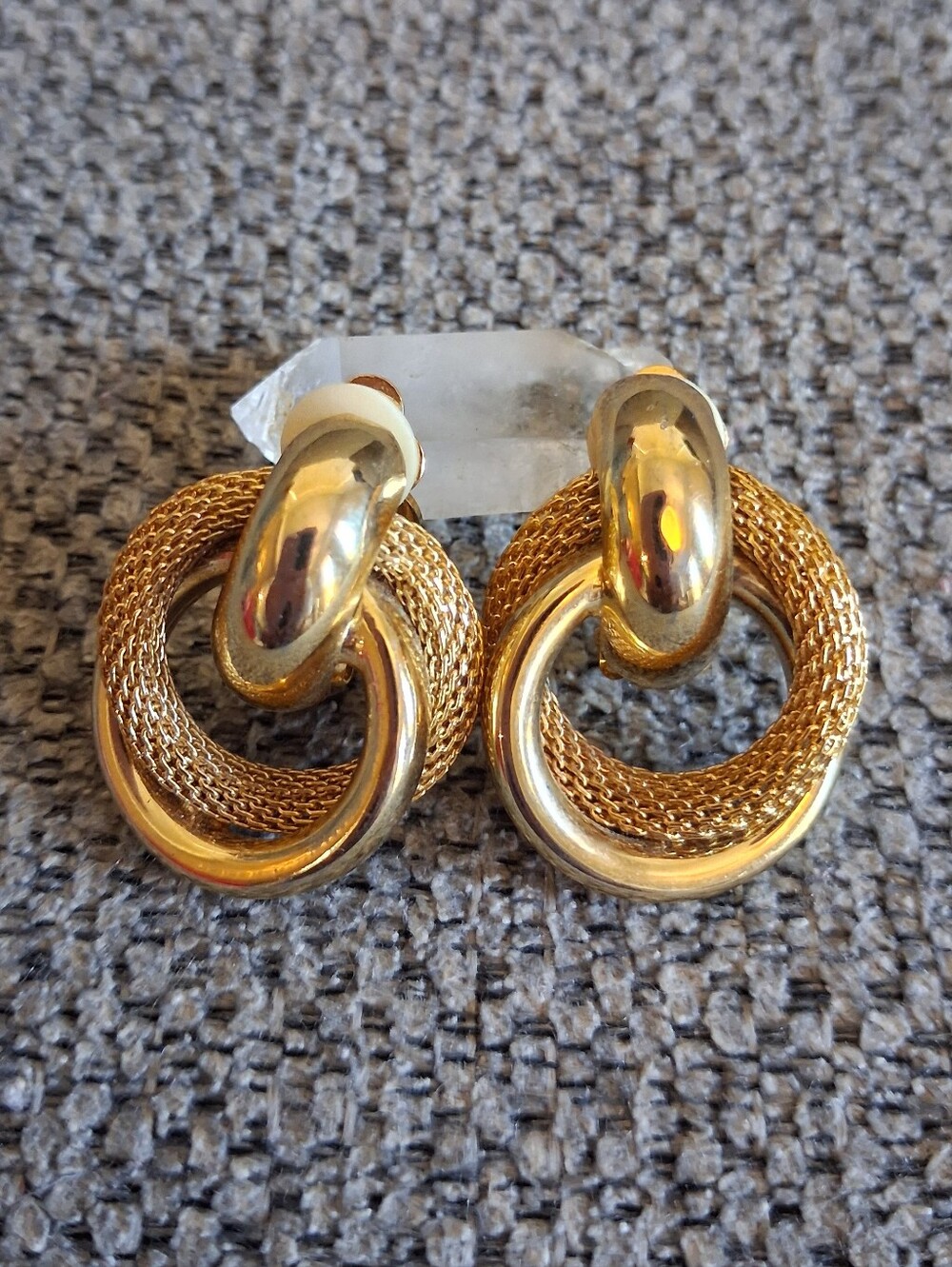 Vintage Gold-Tone Interlocking Hoop Earrings - Elegant Womens Jewelry